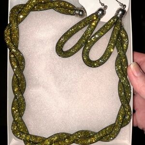 Green Mesh Earrings and Necklace Jewelry Set